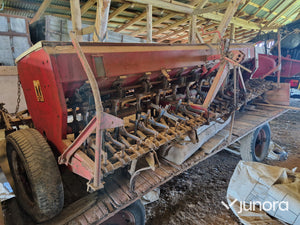 Såmaskin Internatioal Harvester 6-8