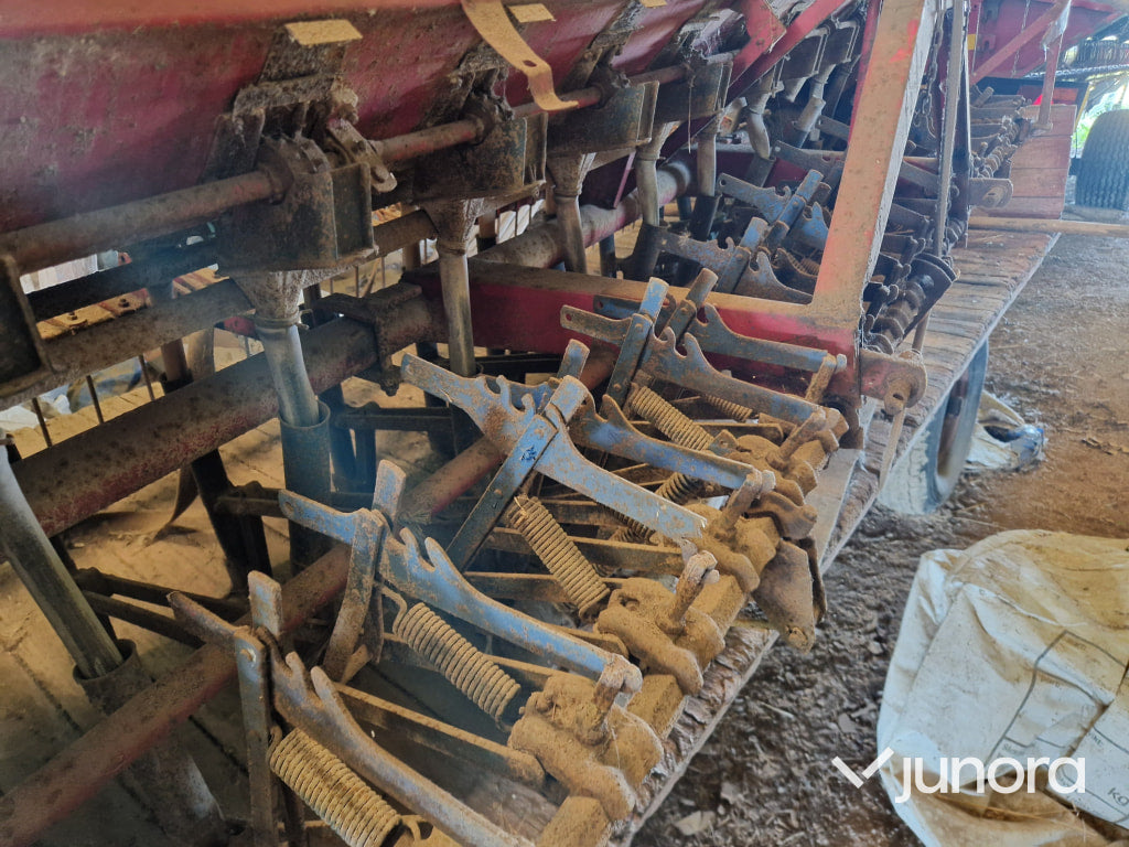 Såmaskin Internatioal Harvester 6-8