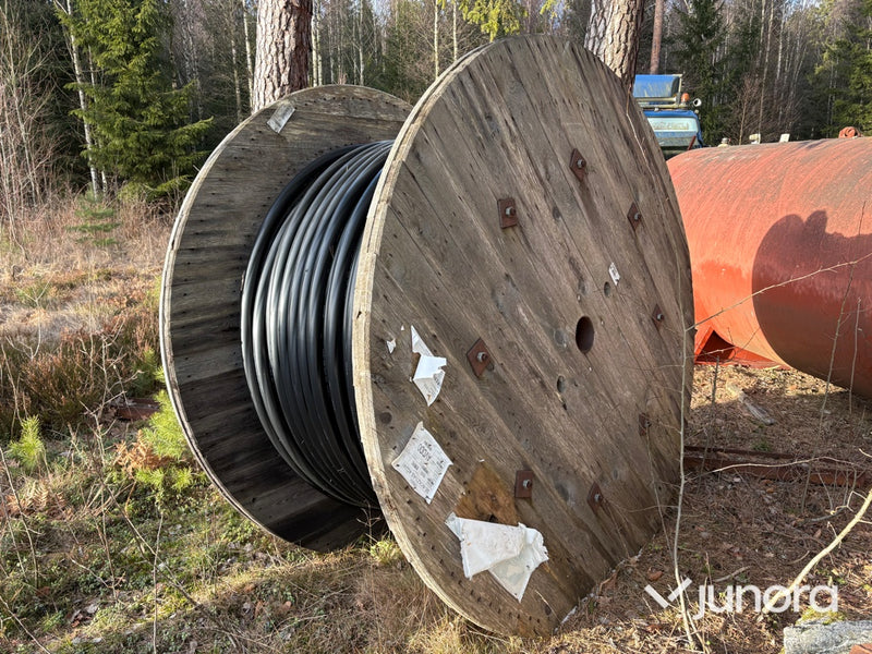 Starkströmskabel - på trumma