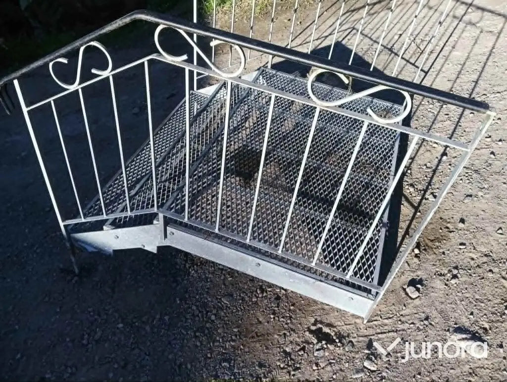 Galvaniserad ståltrappa