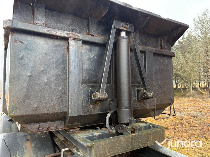 Tippsläp - TRIOLIFT