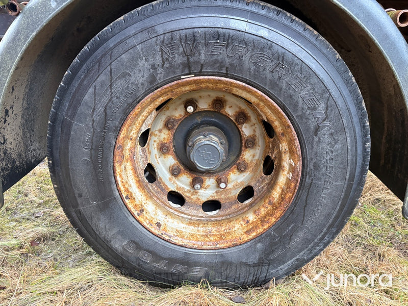 Tippsläp - TRIOLIFT