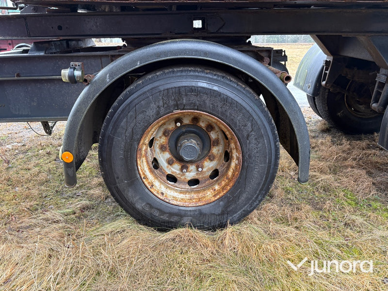 Tippsläp - TRIOLIFT