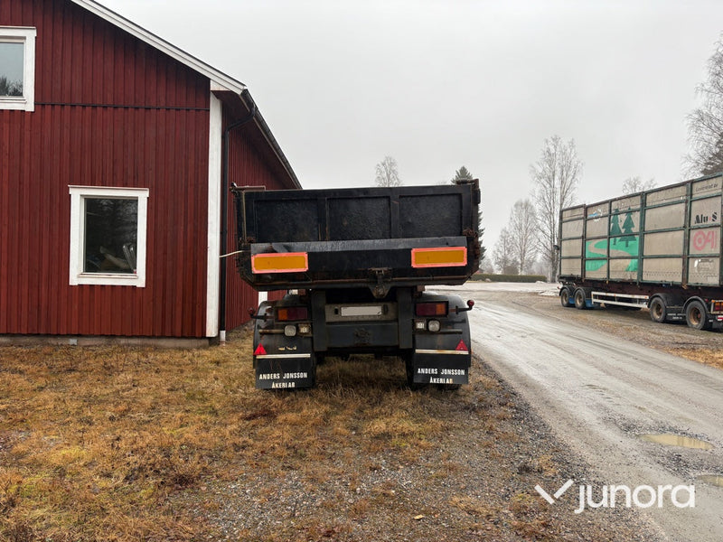 Tippsläp - TRIOLIFT