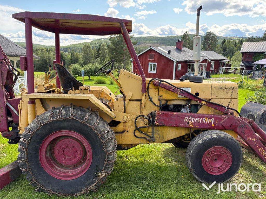 Massey Ferguson 356