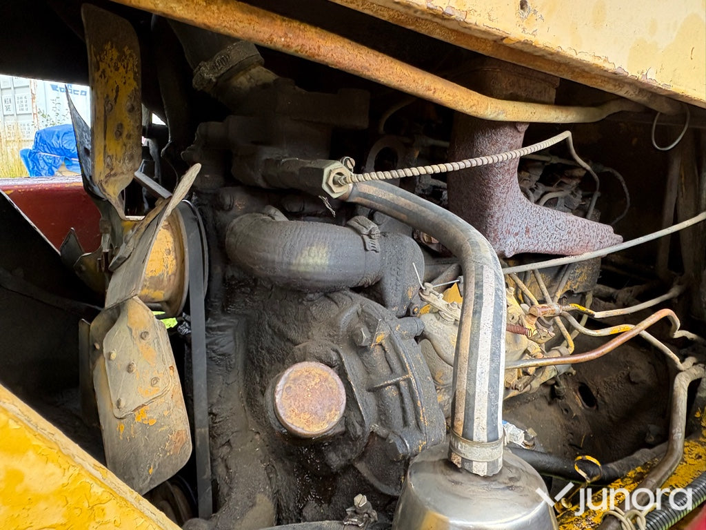 Massey Ferguson 356