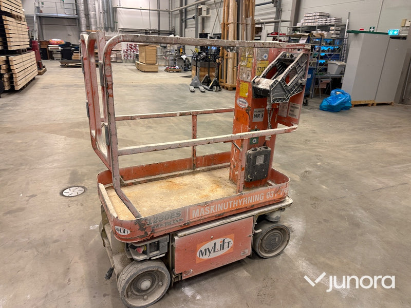 Pelarlift - JLG, 1230 ES