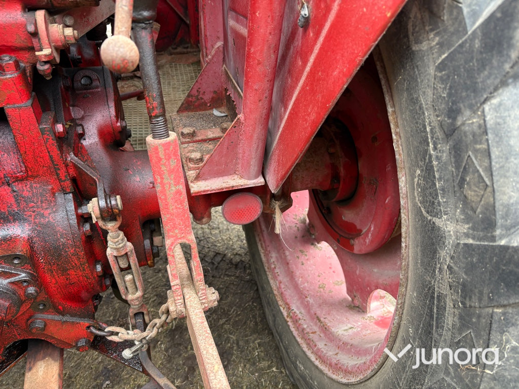 Traktor-BOLINDER-MUNKTELL