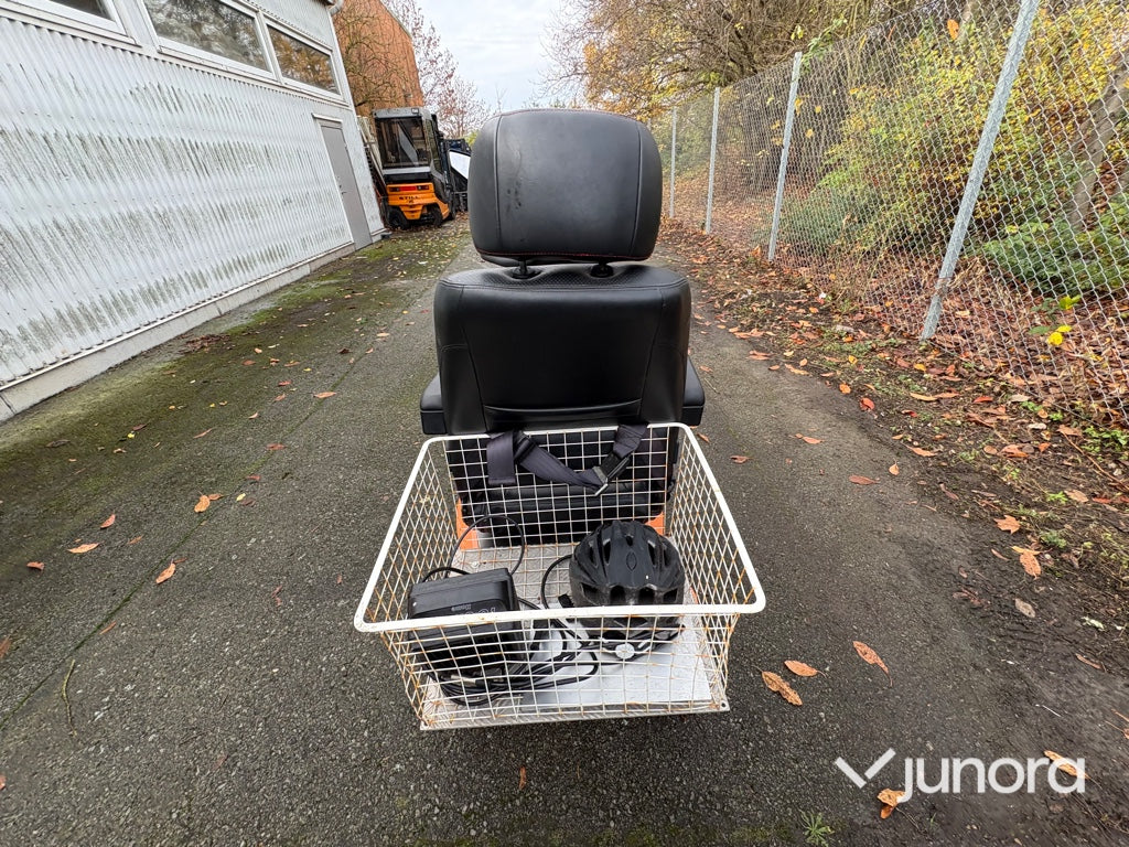 Elscooter - TGA, Vita-serie