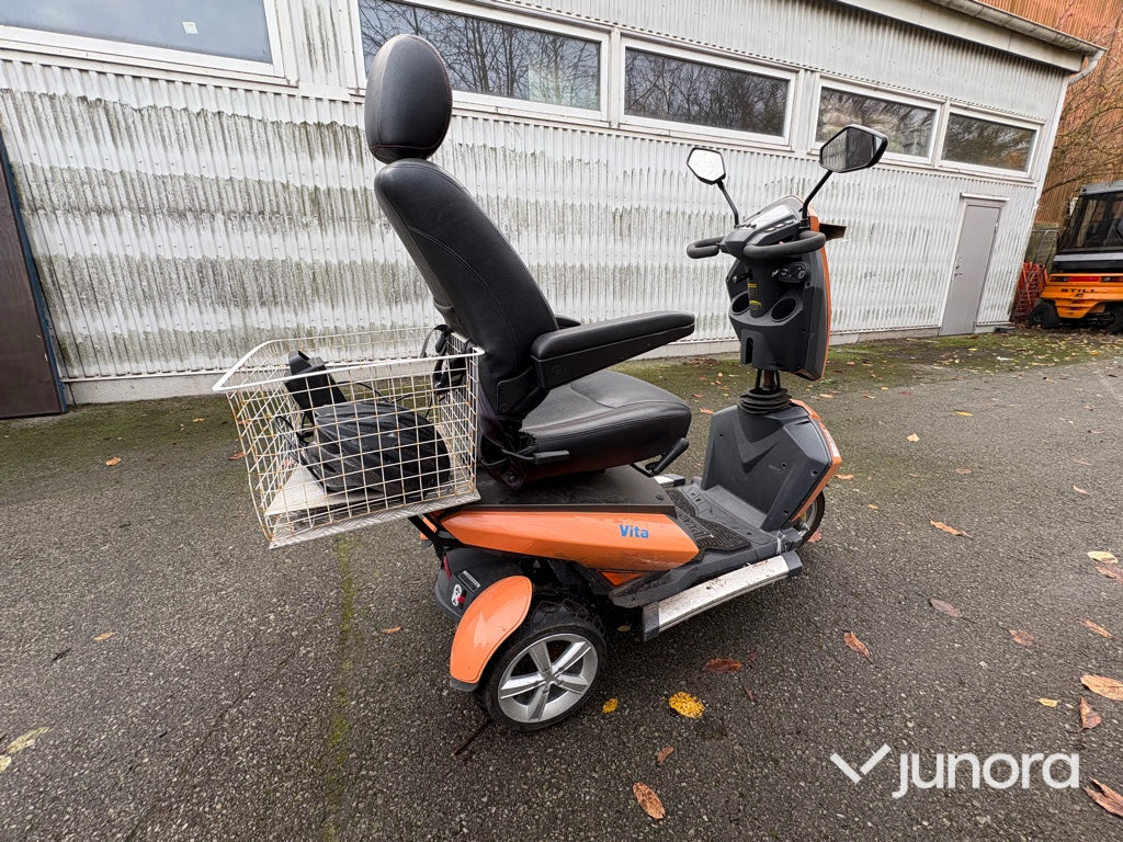 Elscooter - TGA, Vita-serie