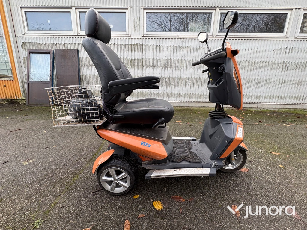 Elscooter - TGA, Vita-serie