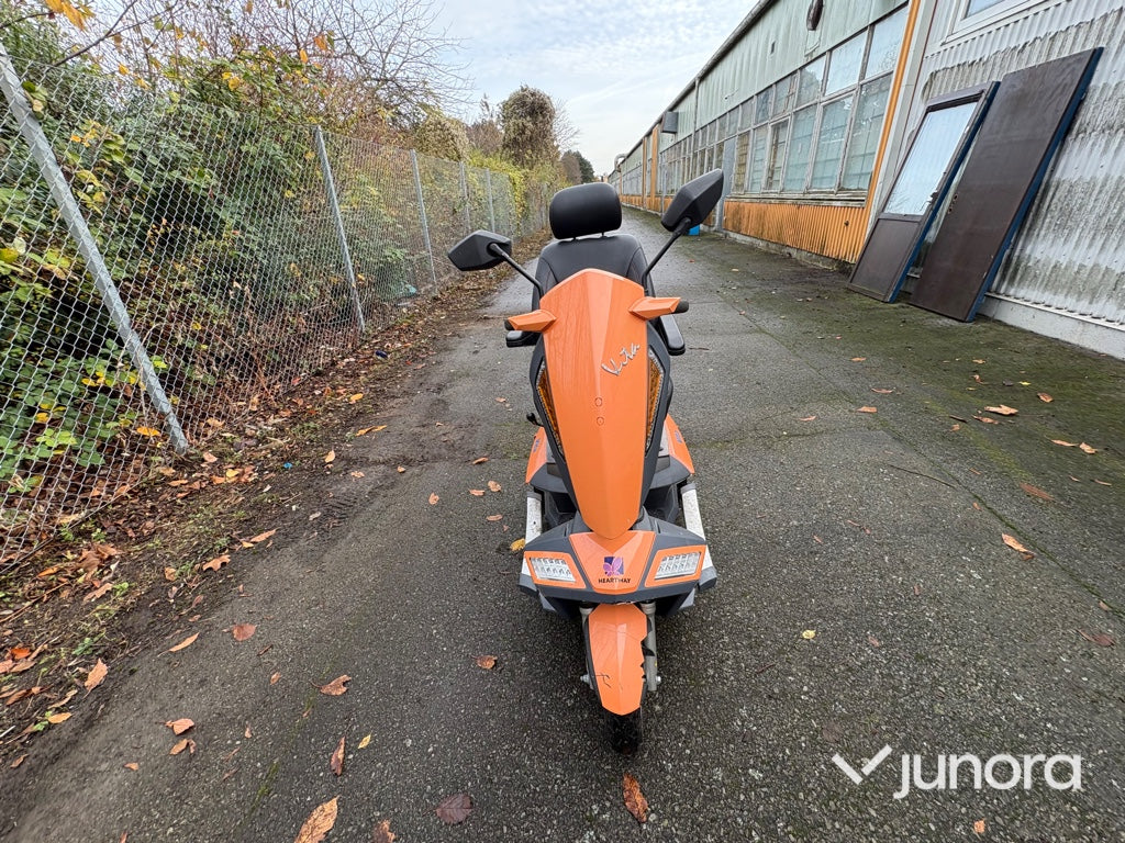 Elscooter - TGA, Vita-serie