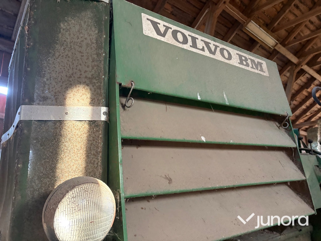 Skördetröska - Volvo BM, Aktiv 800