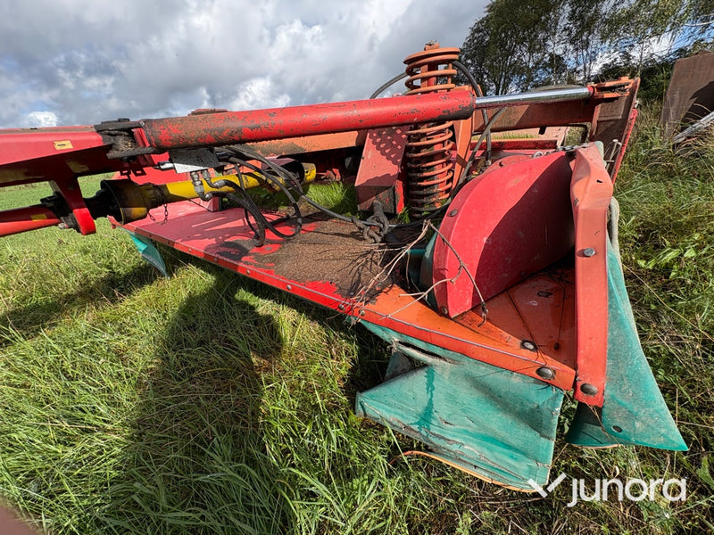 Slåtterkross - Kverneland Taarup 4032C, med elevatormatta