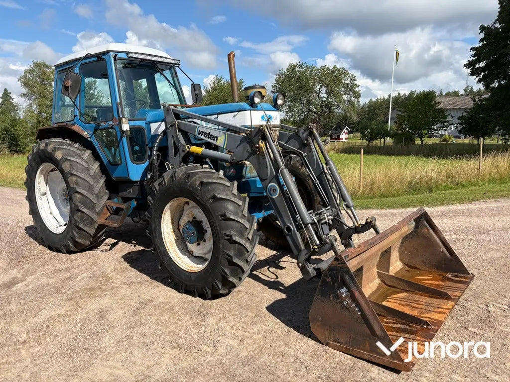 Traktor med frontlastare Ford 8210