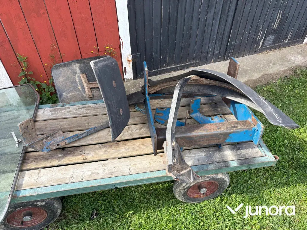 Traktor med frontlastare Ford 8210