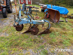 Tvåskärig växelplog