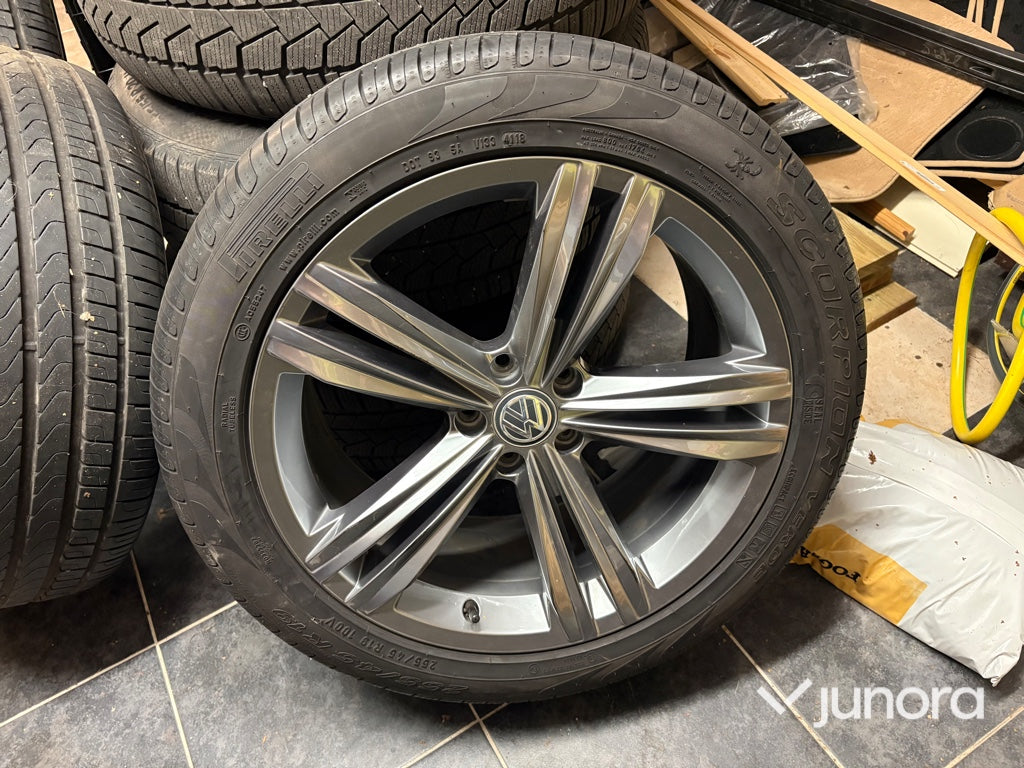 Originalfälgar med sommardäck - Volkswagen, 19”, 5x112