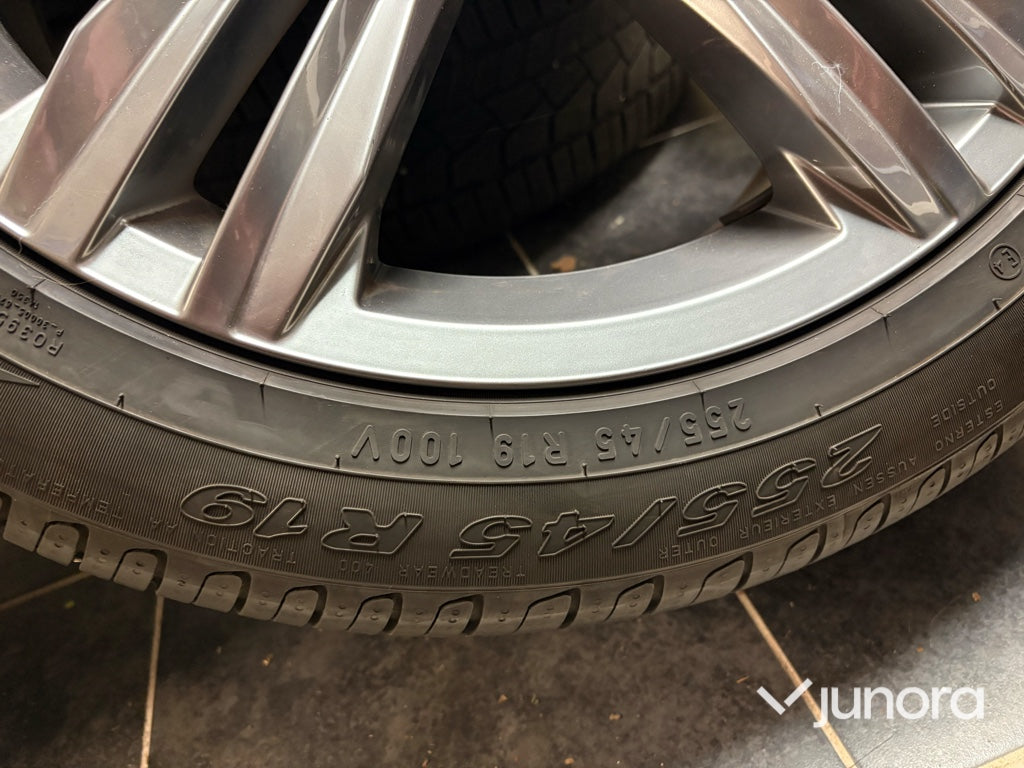 Originalfälgar med sommardäck - Volkswagen, 19”, 5x112