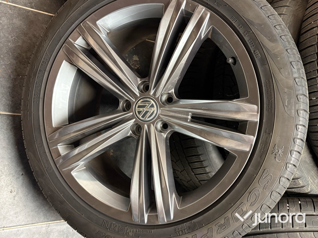 Originalfälgar med sommardäck - Volkswagen, 19”, 5x112