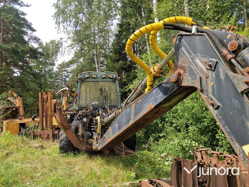 Traktorgrävare Lännen S10 B