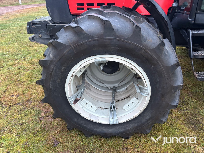 Traktor - Valtra 6850 Hi-Tech