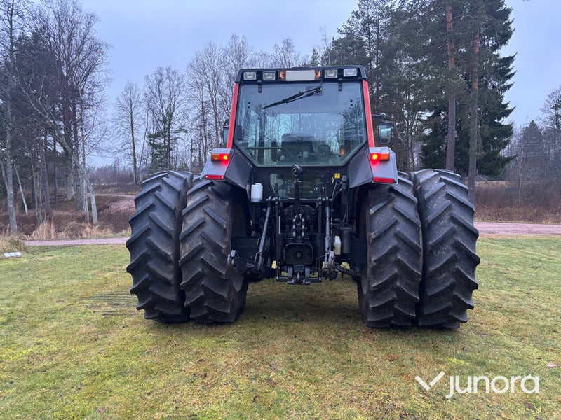 Traktor - Valtra 6850 Hi-Tech