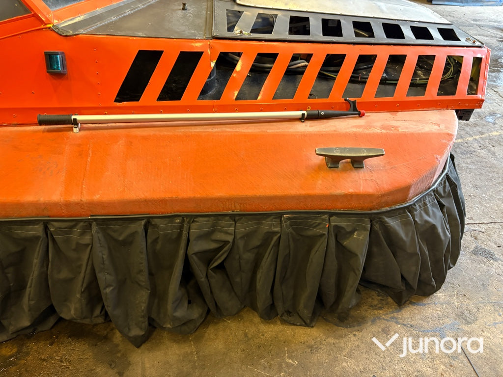 Båt - Svävare