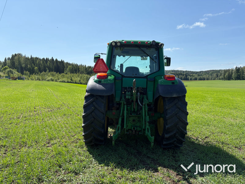 John Deere 6420