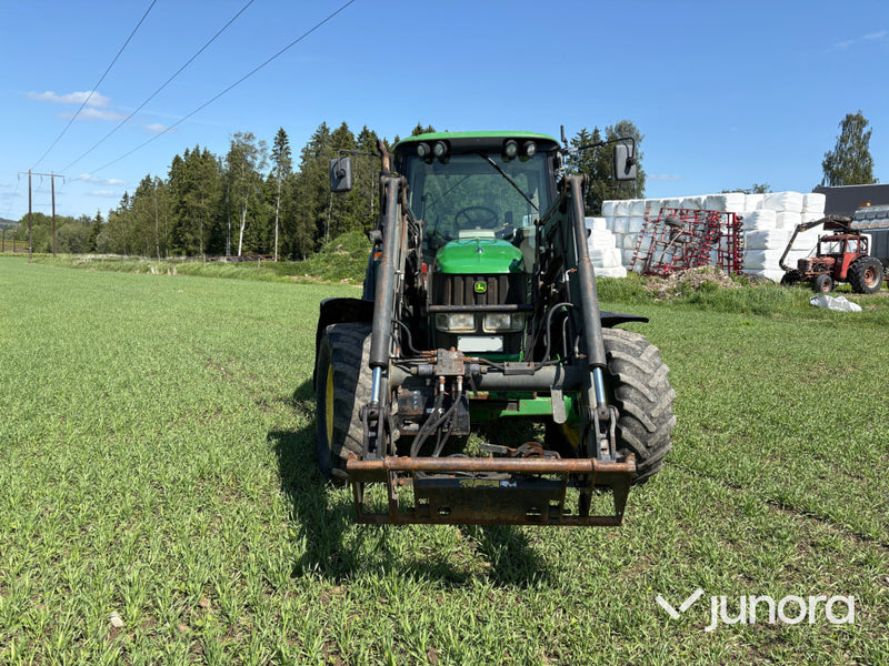 John Deere 6420