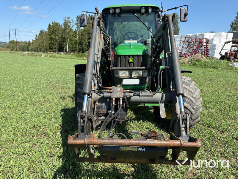 John Deere 6420