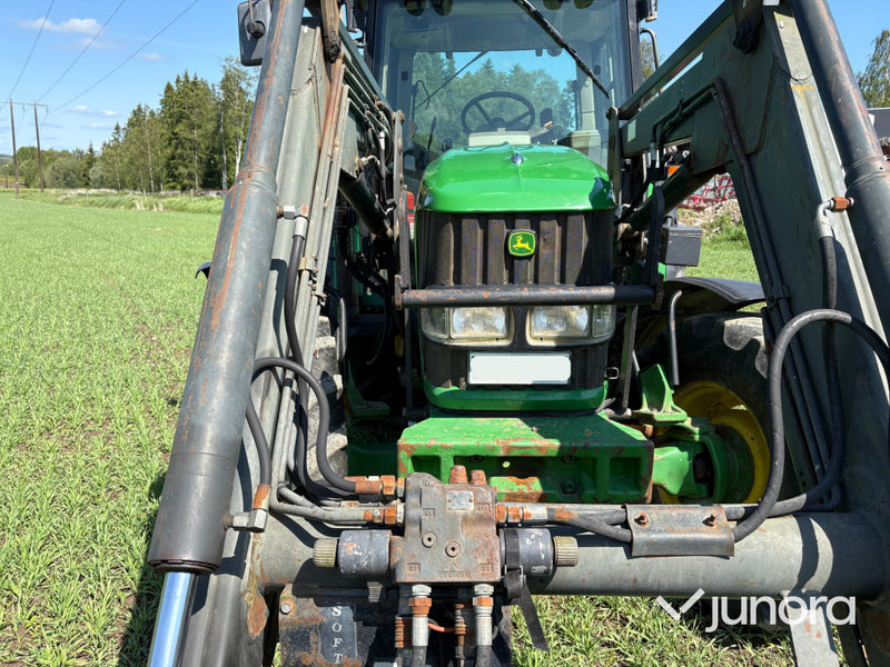 John Deere 6420