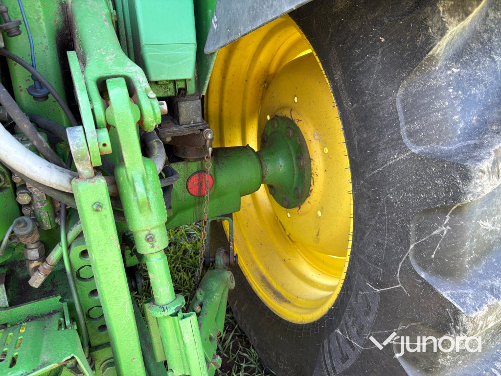 John Deere 6420