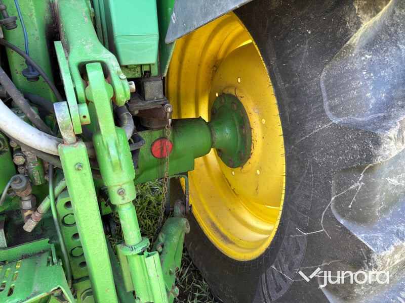 John Deere 6420