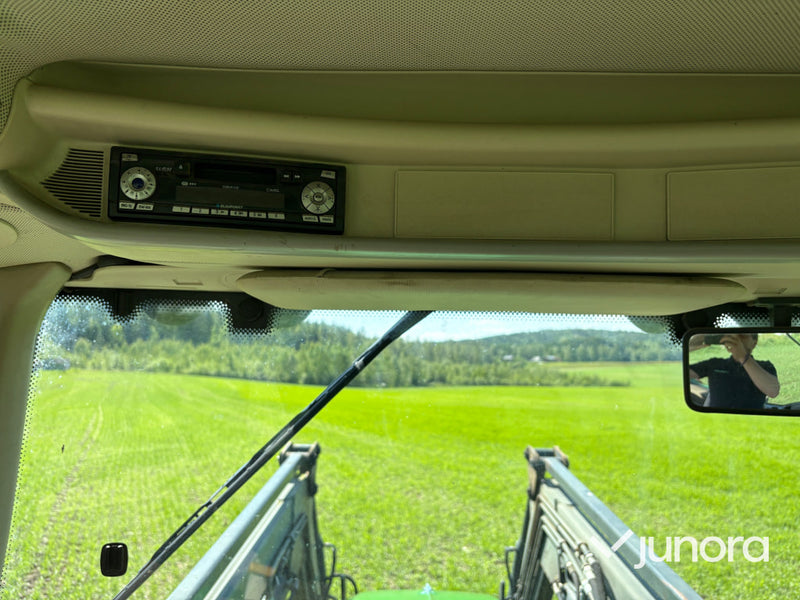 John Deere 6420