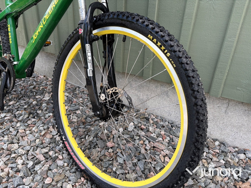 Cykel - John Deere, TM 8530