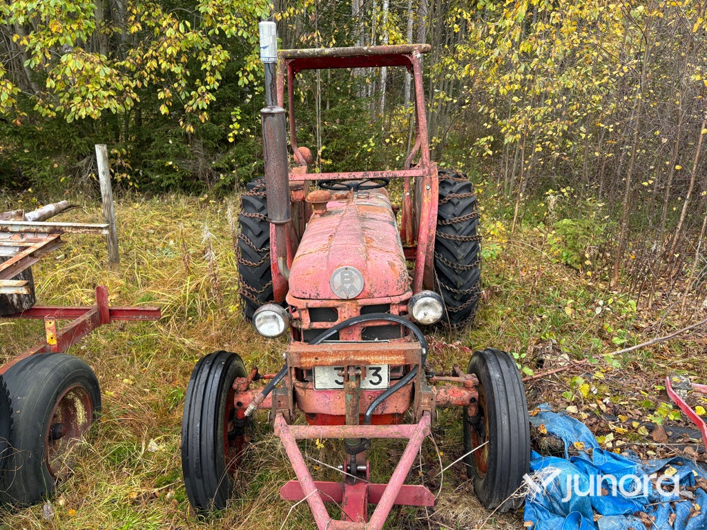 Traktor - BM 425