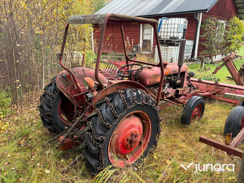 Traktor - BM 425