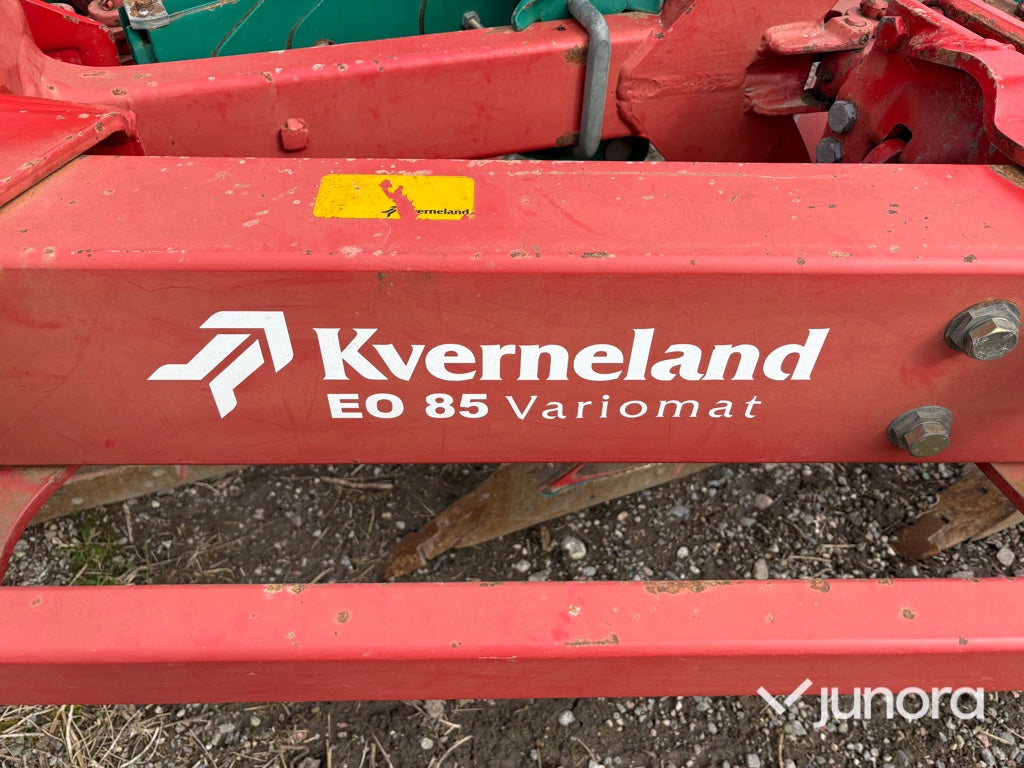 Plog - Kverneland, EO-85-300, 7-skärig