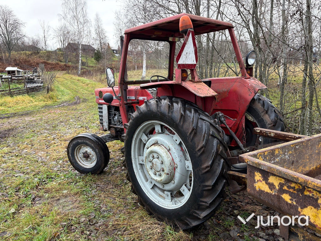 Traktor - Massey Ferguson 165