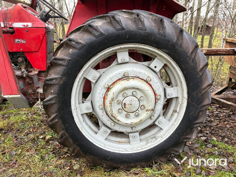 Traktor - Massey Ferguson 165