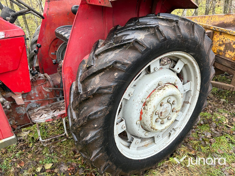 Traktor - Massey Ferguson 165