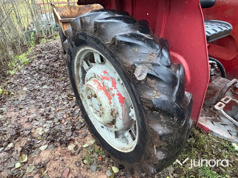 Traktor - Massey Ferguson 165