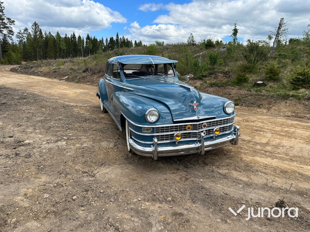 CHRYSLER NEW YORKER