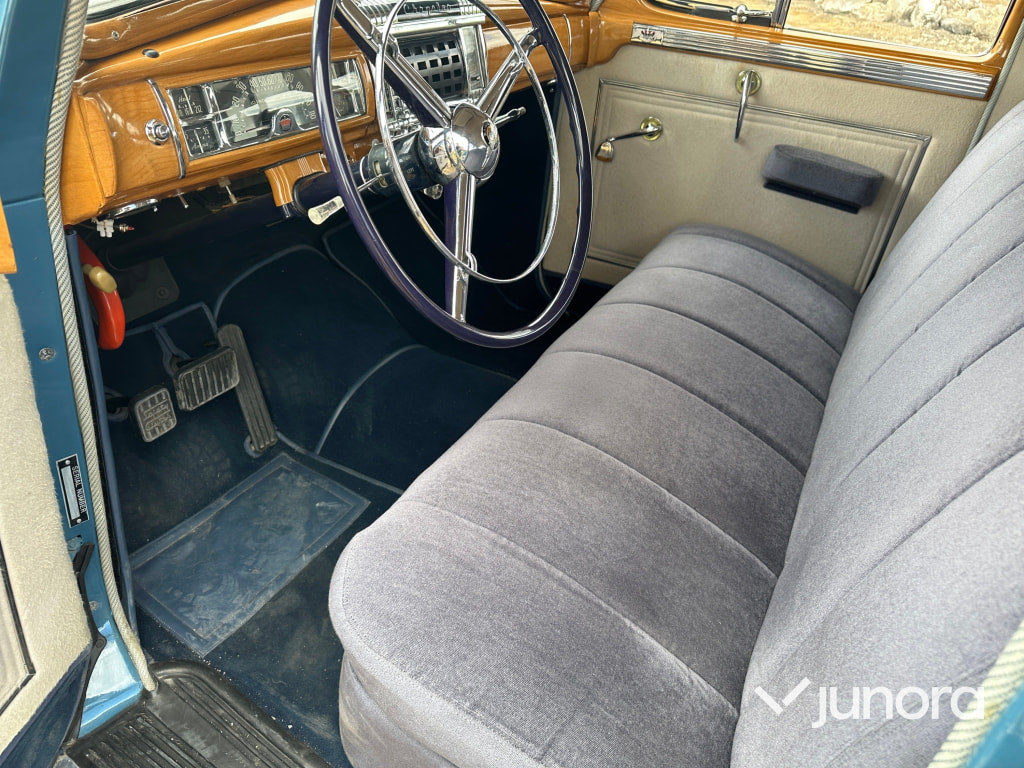 CHRYSLER NEW YORKER