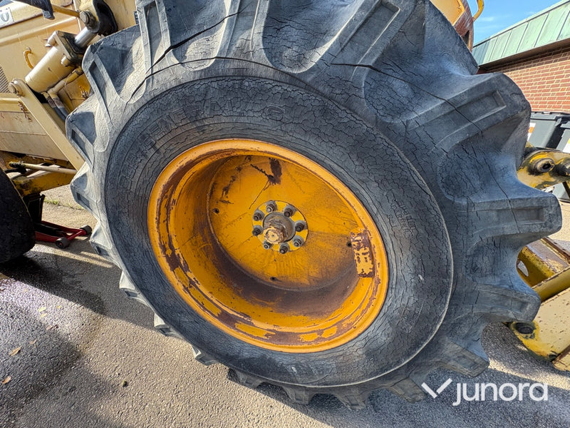 Hjullastare Volvo LM620