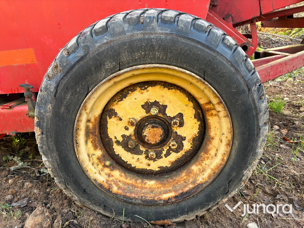 Balpress - Massey-Ferguson MF-14