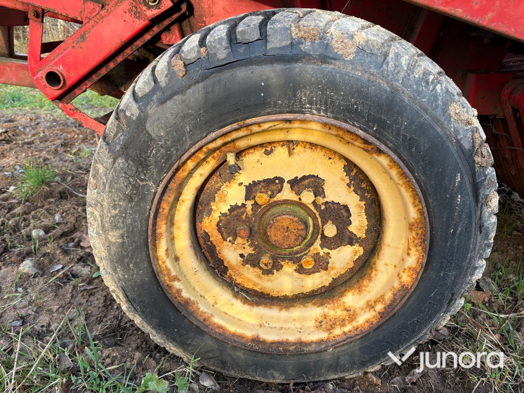 Balpress - Massey-Ferguson MF-14