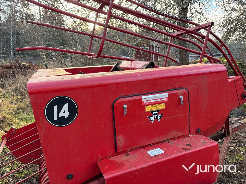 Balpress - Massey-Ferguson MF-14