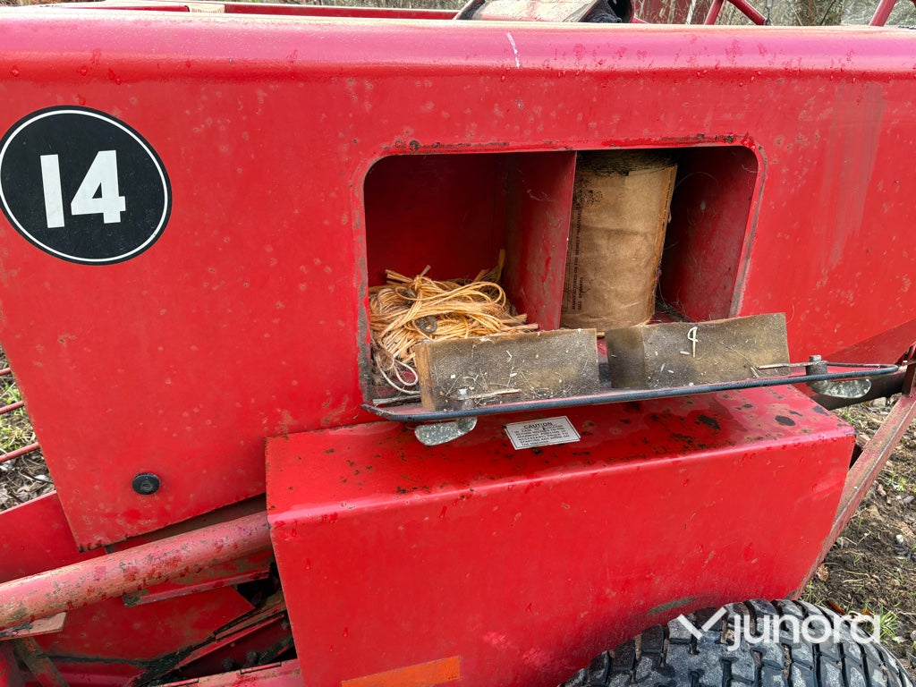 Balpress - Massey-Ferguson MF-14